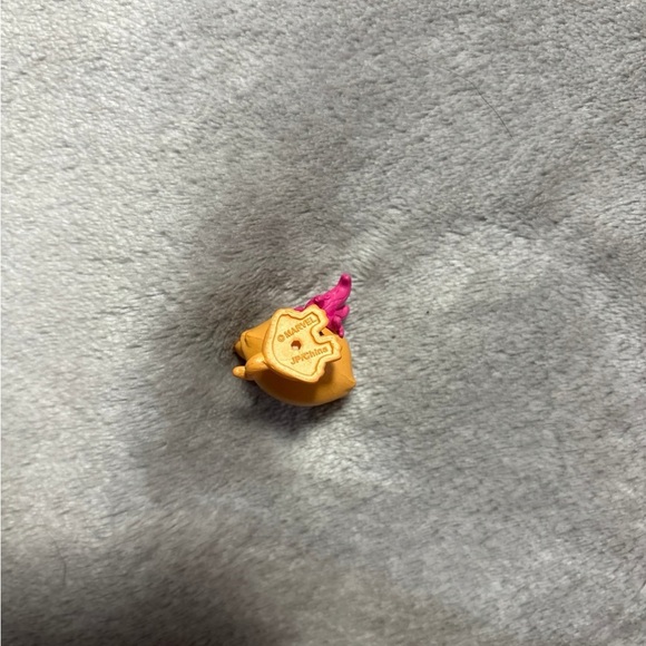 Disney Marvel Doorables Goose from Captain Marvel - Picture 4 of 5